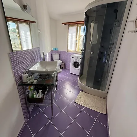 Lägenhet Pausania Luxury Ferrini *