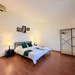 Pausania Luxury Ferrini *