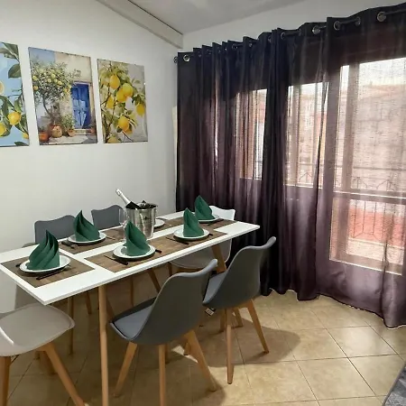 Pausania Luxury Ferrini Lägenhet Tempio Pausania